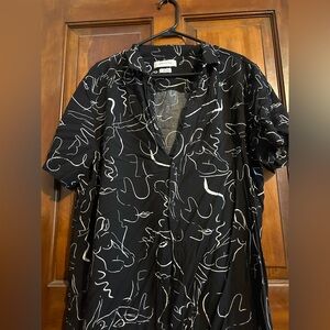 Fun woman, body print, black, button-down shirt, large